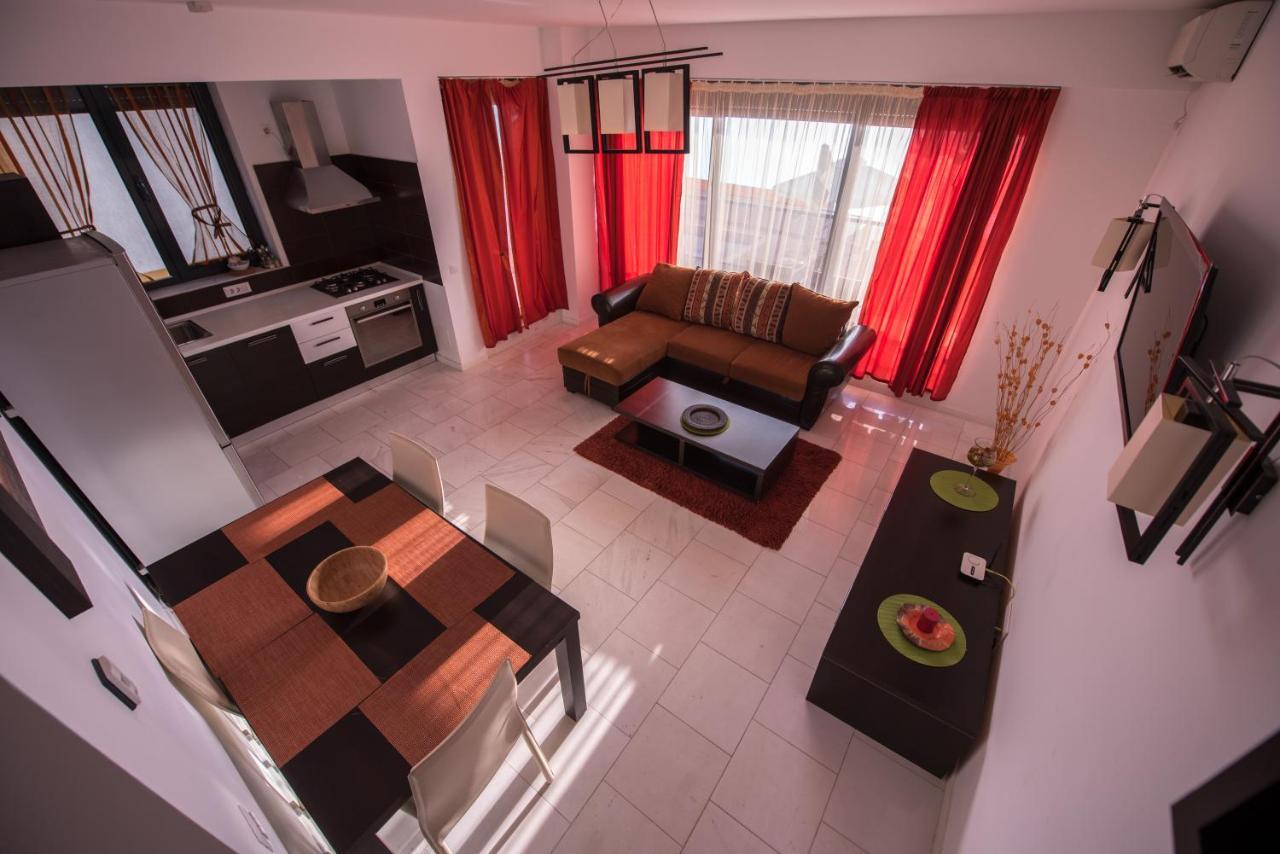 Sns Apartament In Vila Sophia Mamaia Exterior photo