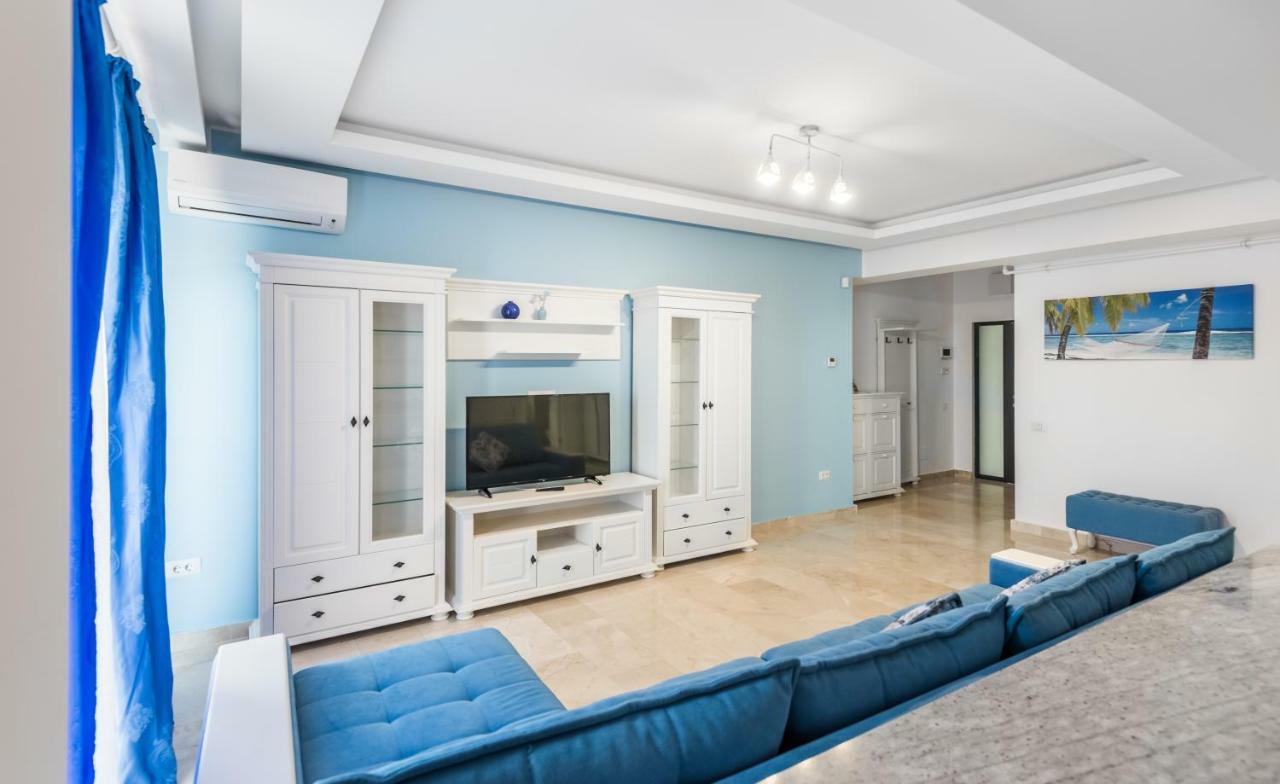 Sns Apartament In Vila Sophia Mamaia Exterior photo